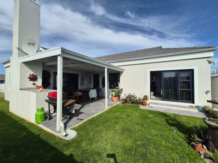 3 Bedroom Property for Sale in Sunningdale Western Cape